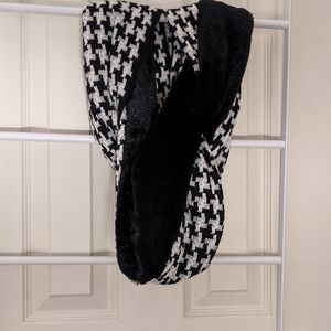 Knit and Faux Fur Infinity Scarf